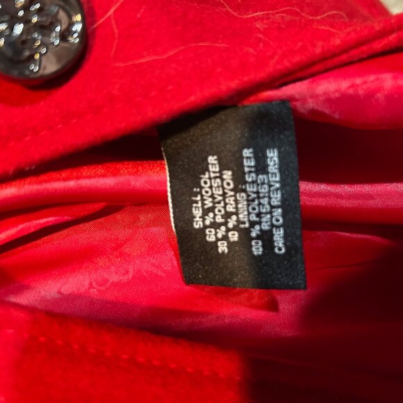 Guess Los Angeles 1981 Women Red Wool Peacoat | Style 220MW446 Rouge | Fall 2012 - Picture 10 of 10